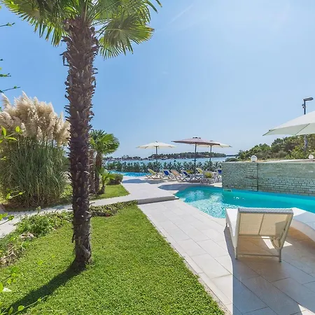 Fewo Direkt Am Wasser Mit 2 Pools, Klima, Wlan Und Tollem Meerblick